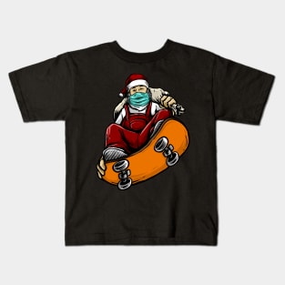 christmas skateboarding santa Kids T-Shirt